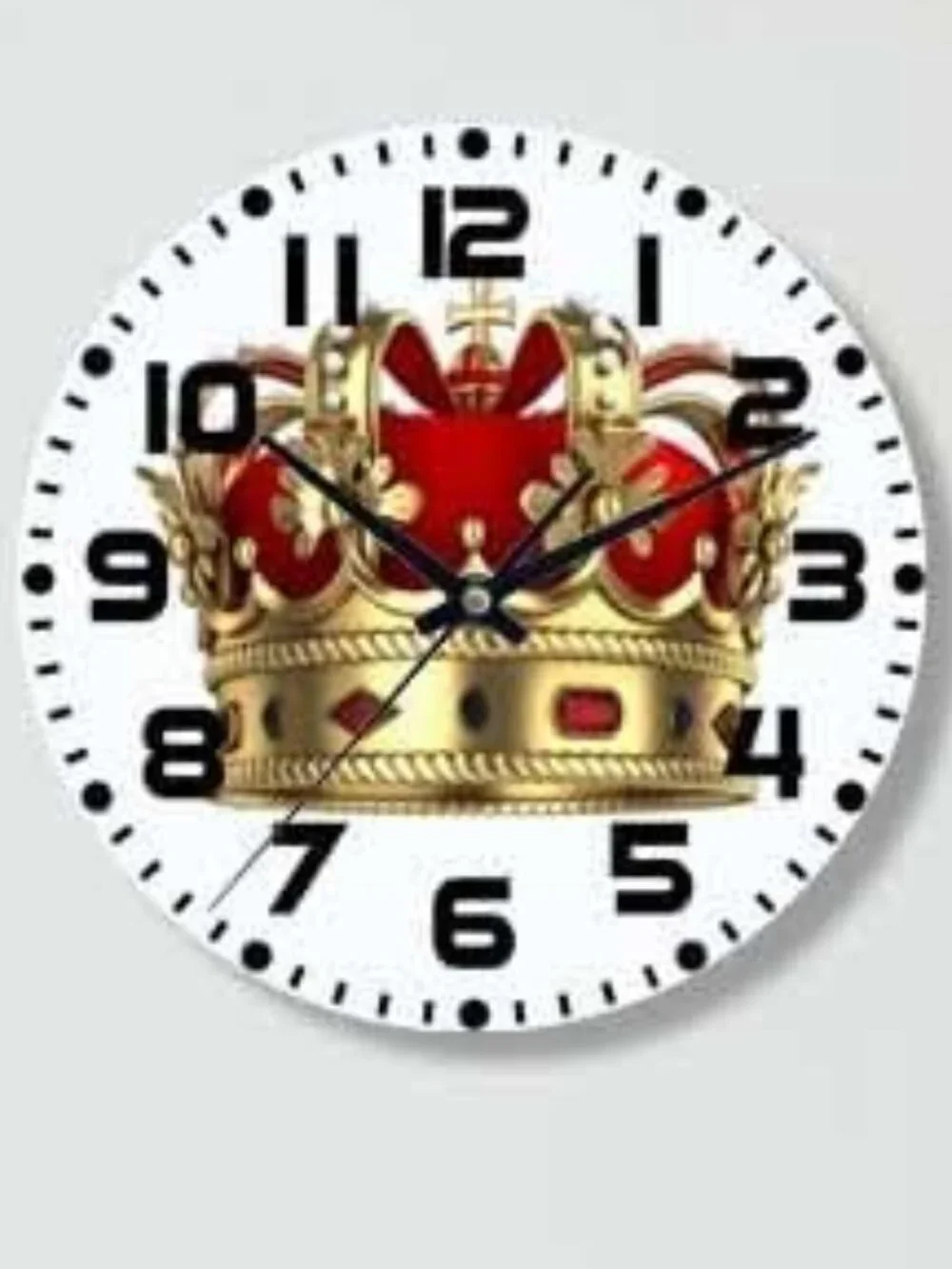 Royal Golden Crown Wall Clock King Queen Red Battery Silent